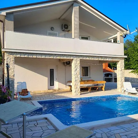 Petra Villa